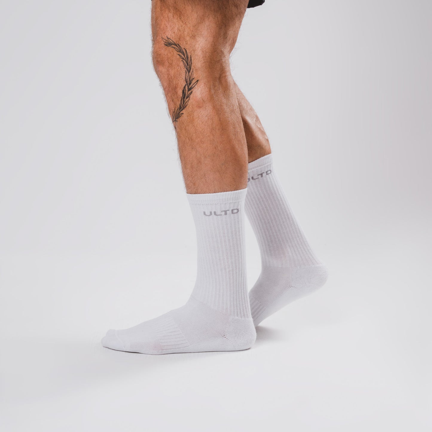 Meia Unisex Cano Médio ULTD Branca