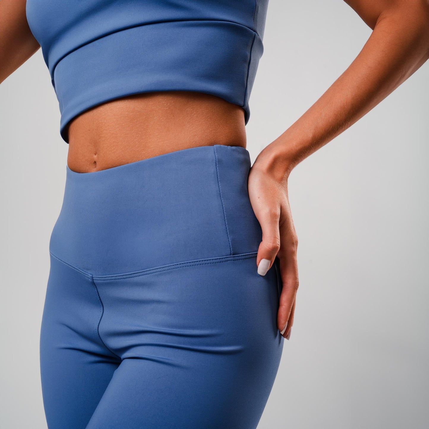 Shorts Basic Médio Blueberry