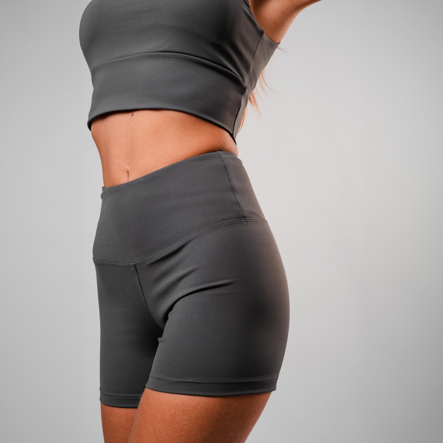 Shorts Basic Curto Stone