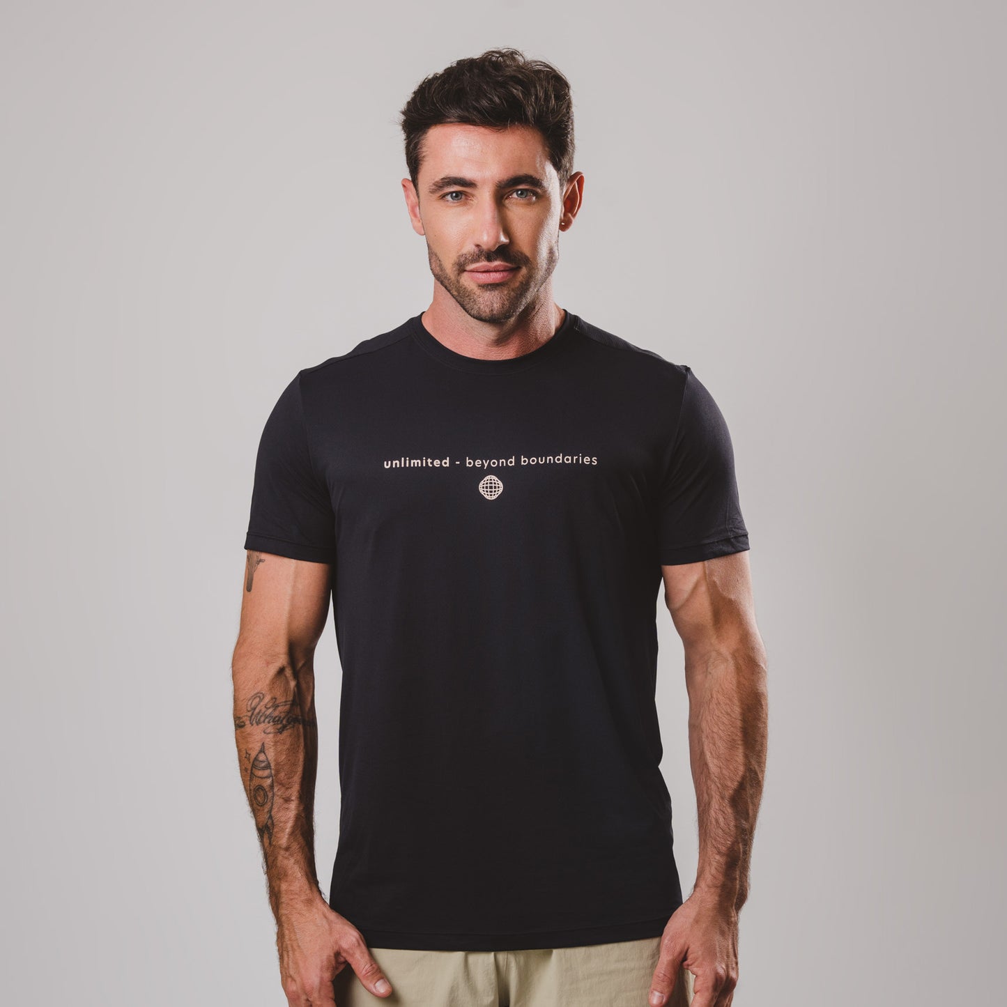 Camiseta Ultracool ULTD Beyond Black